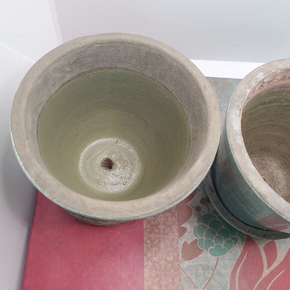 Crate & Barrel Set Of 3 Planter Pots Celedon Crackle Glaze 4" Tall 3" Saucers - Picture 5 of 8